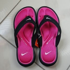 🛑SOLD🛑Nike sandals